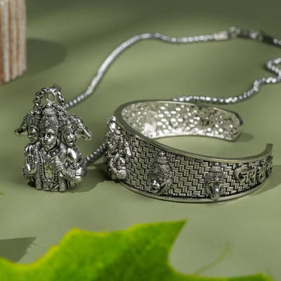 5-Mukhi Hanuman Kada with 5-Munjai Hanumna Pendant with Chain